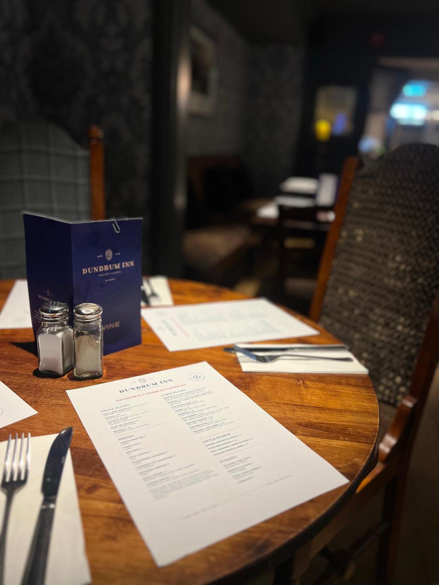 The Dundrum Inn B&B Екстер'єр фото